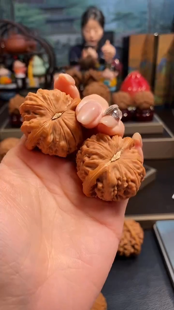 【闪购商品】文玩核桃把件A980白狮子39