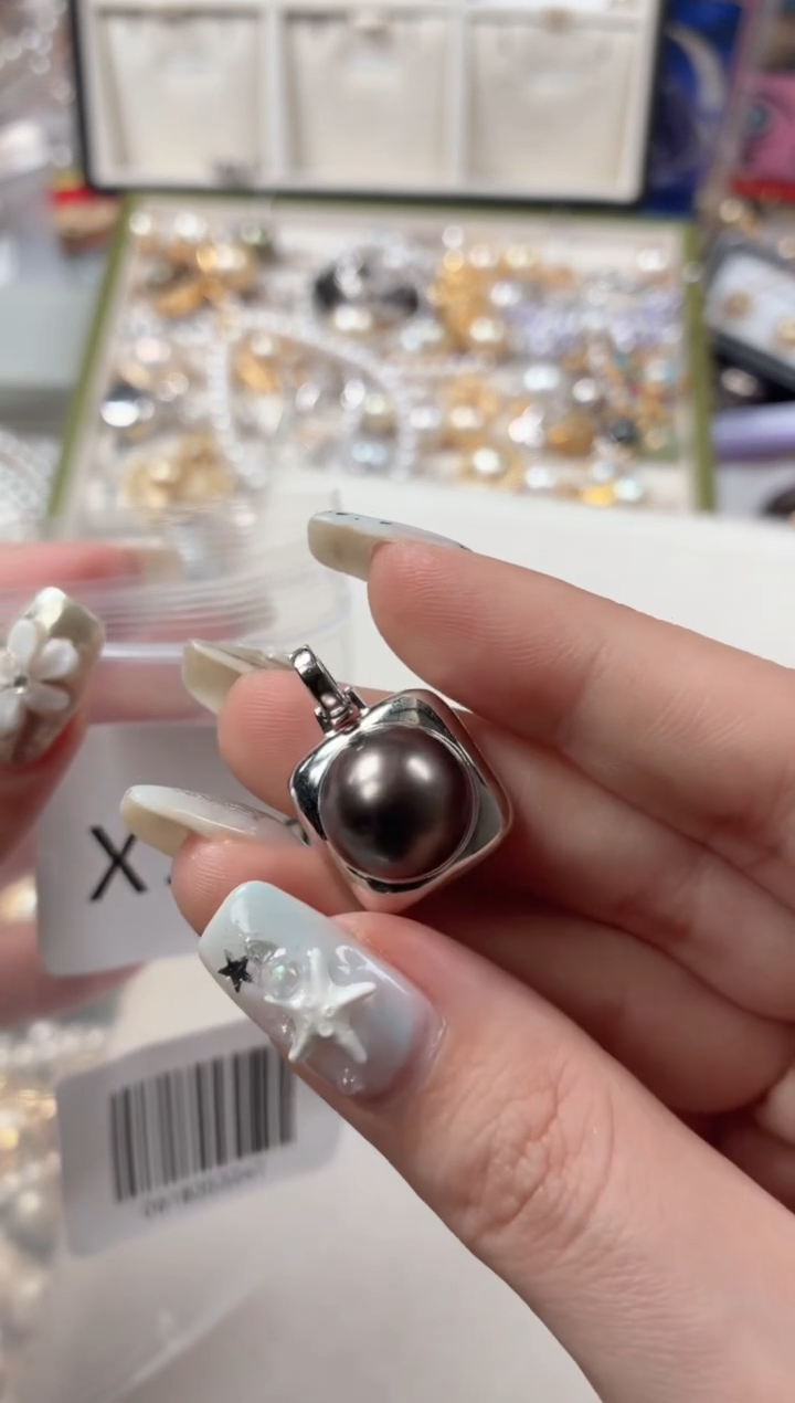 银S925镶嵌吊坠海水珍珠X331