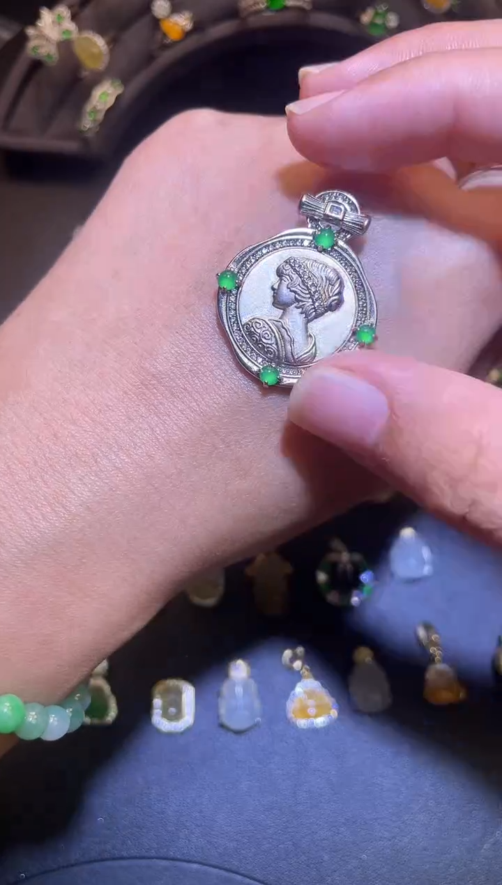 吊坠(不含链)银S925镶嵌翡翠1