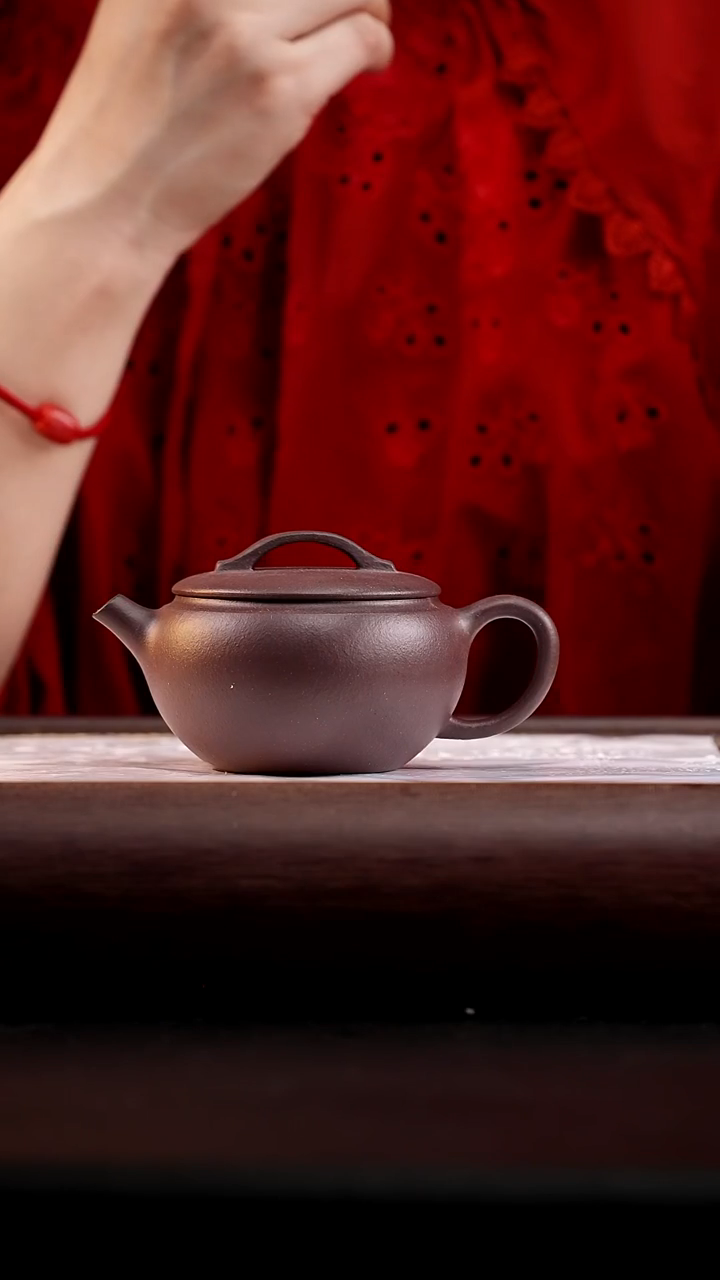 8 天青泥如意汉瓦