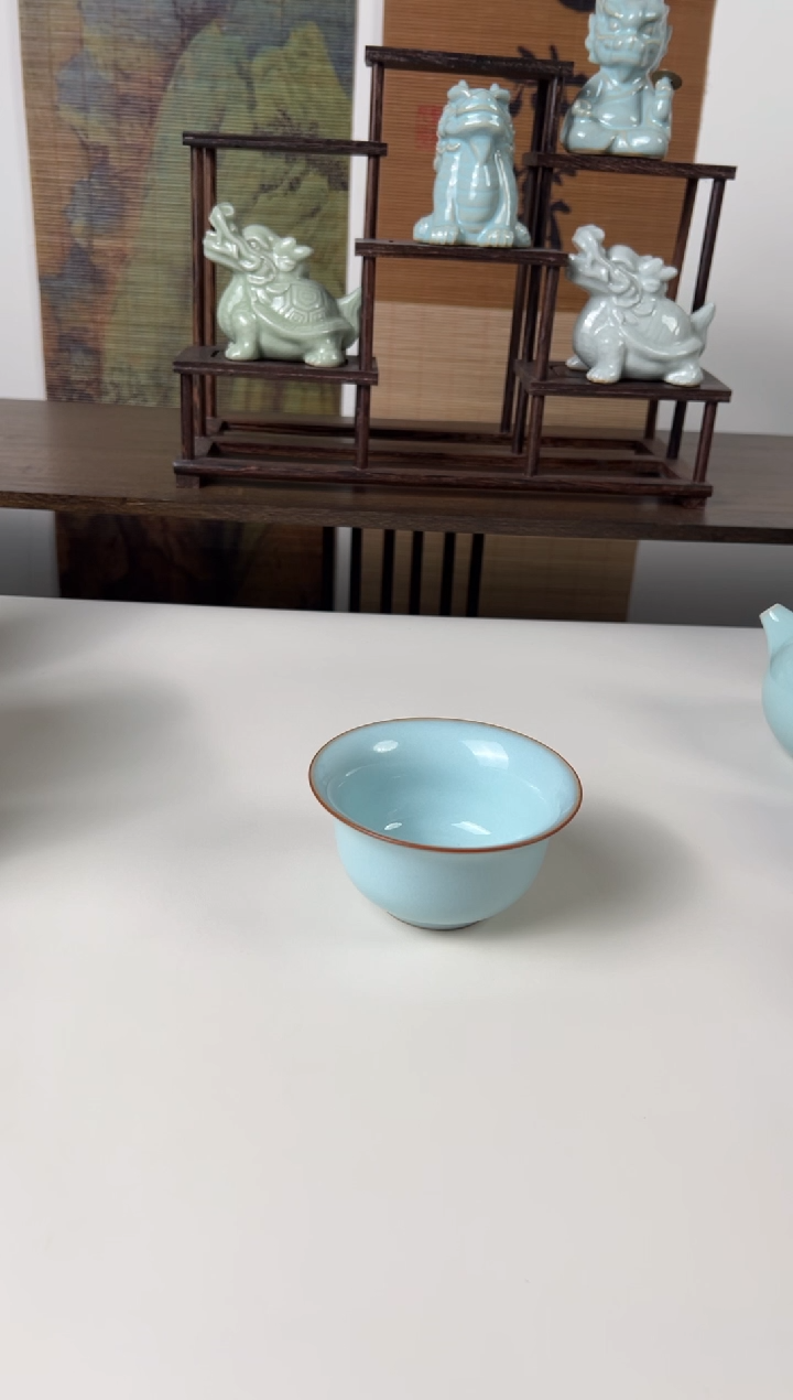 【闪购商品】杯珑匠天青圈足大压手微