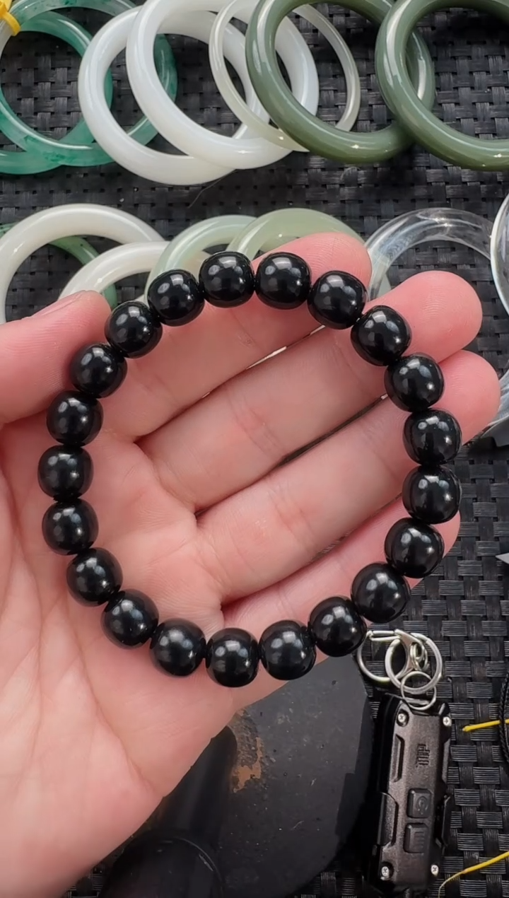 颈饰未镶嵌和田玉10*9墨玉老型