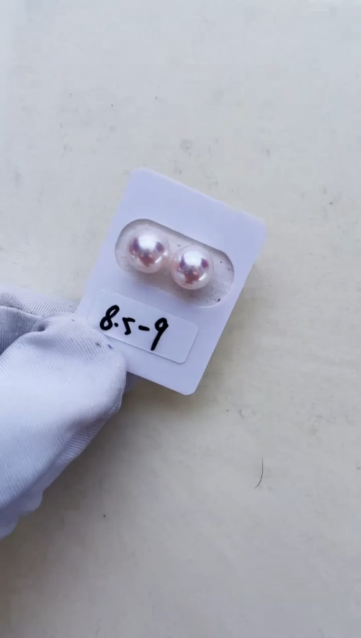 18K金镶嵌海水珍珠耳饰8.5-9特选天女耳钉几乎肉眼无瑕