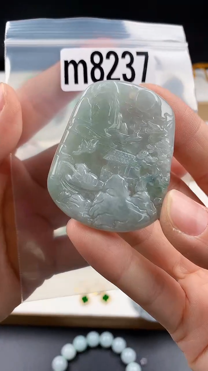 颈饰未镶嵌翡翠天然翡翠吊坠挂件