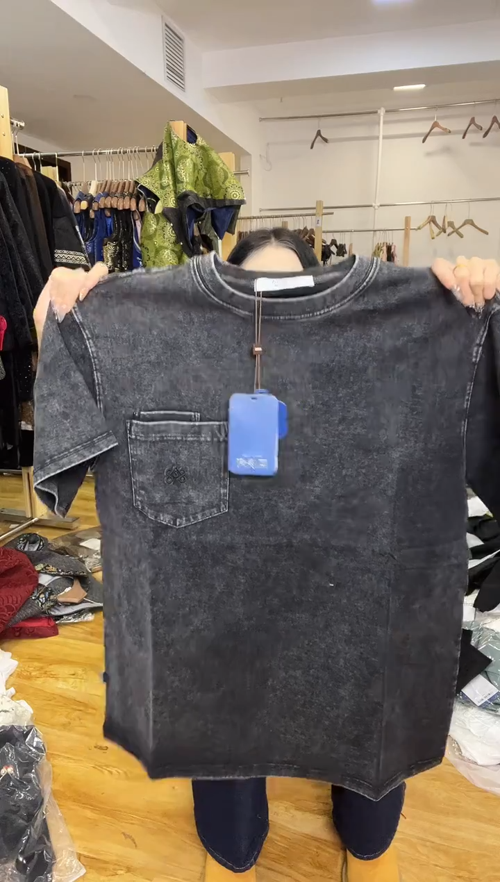 半袖       L码          155斤