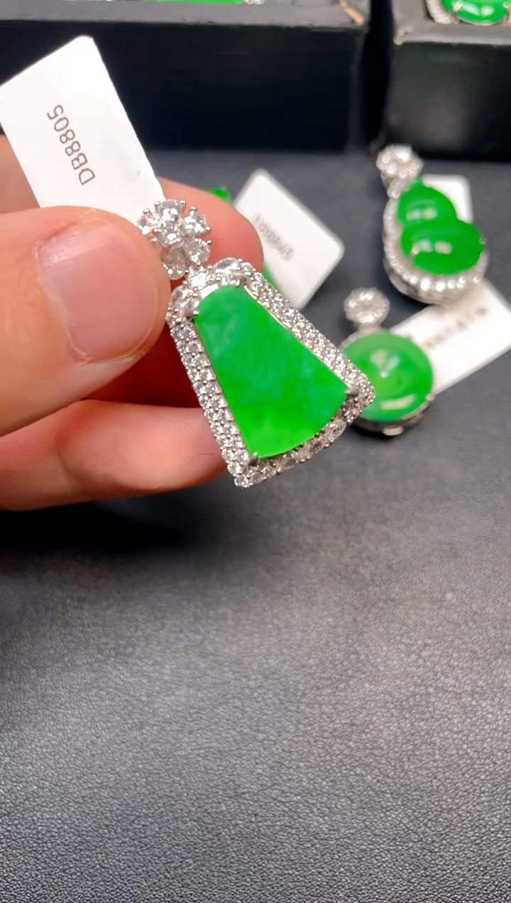 吊坠(不含链)银S925镶嵌翡翠吊坠