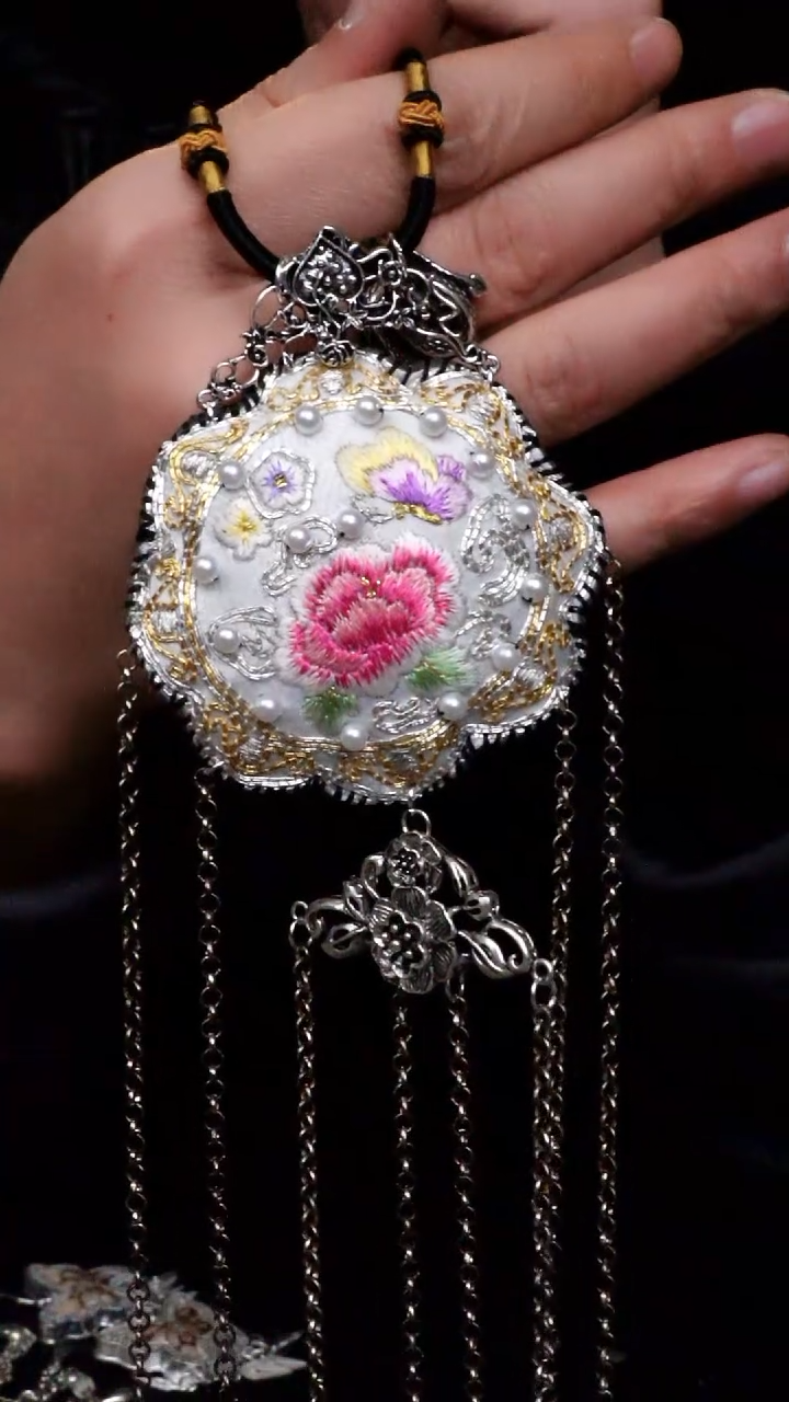 【闪购商品】织绣013高吉文创  直播老绣