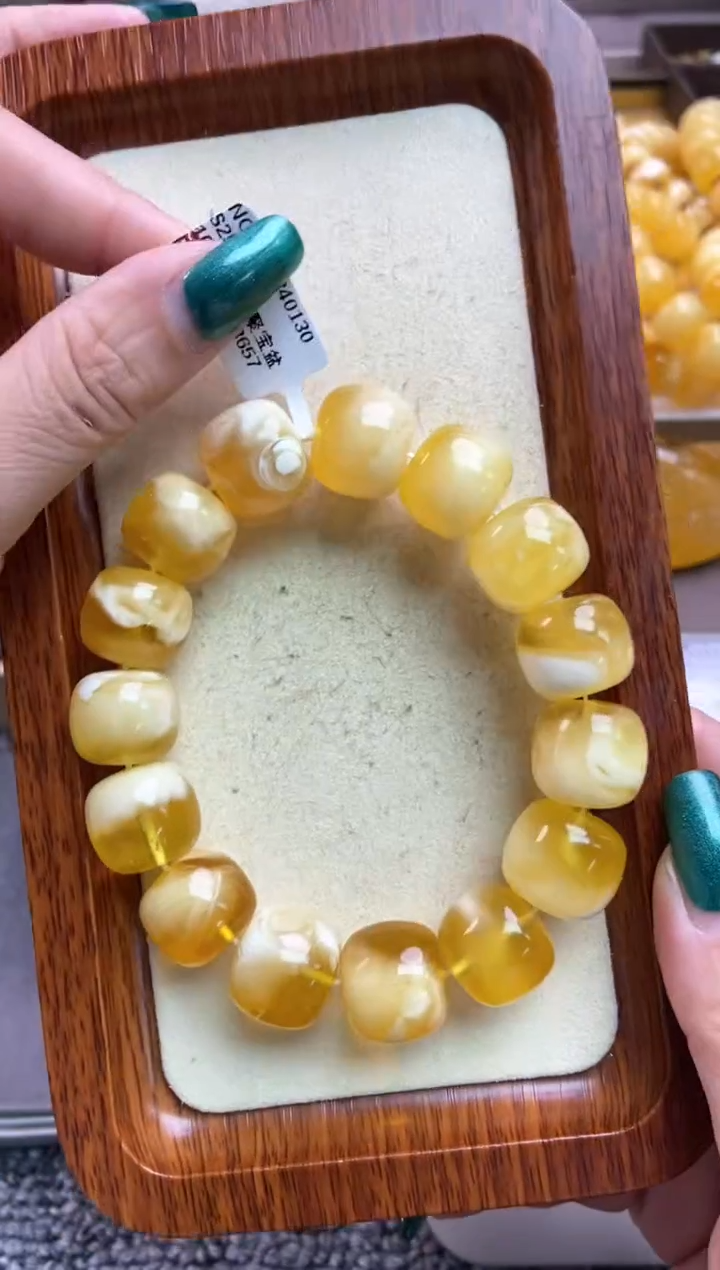 【闪购商品】蜜蜡珠宝奇石未镶嵌10