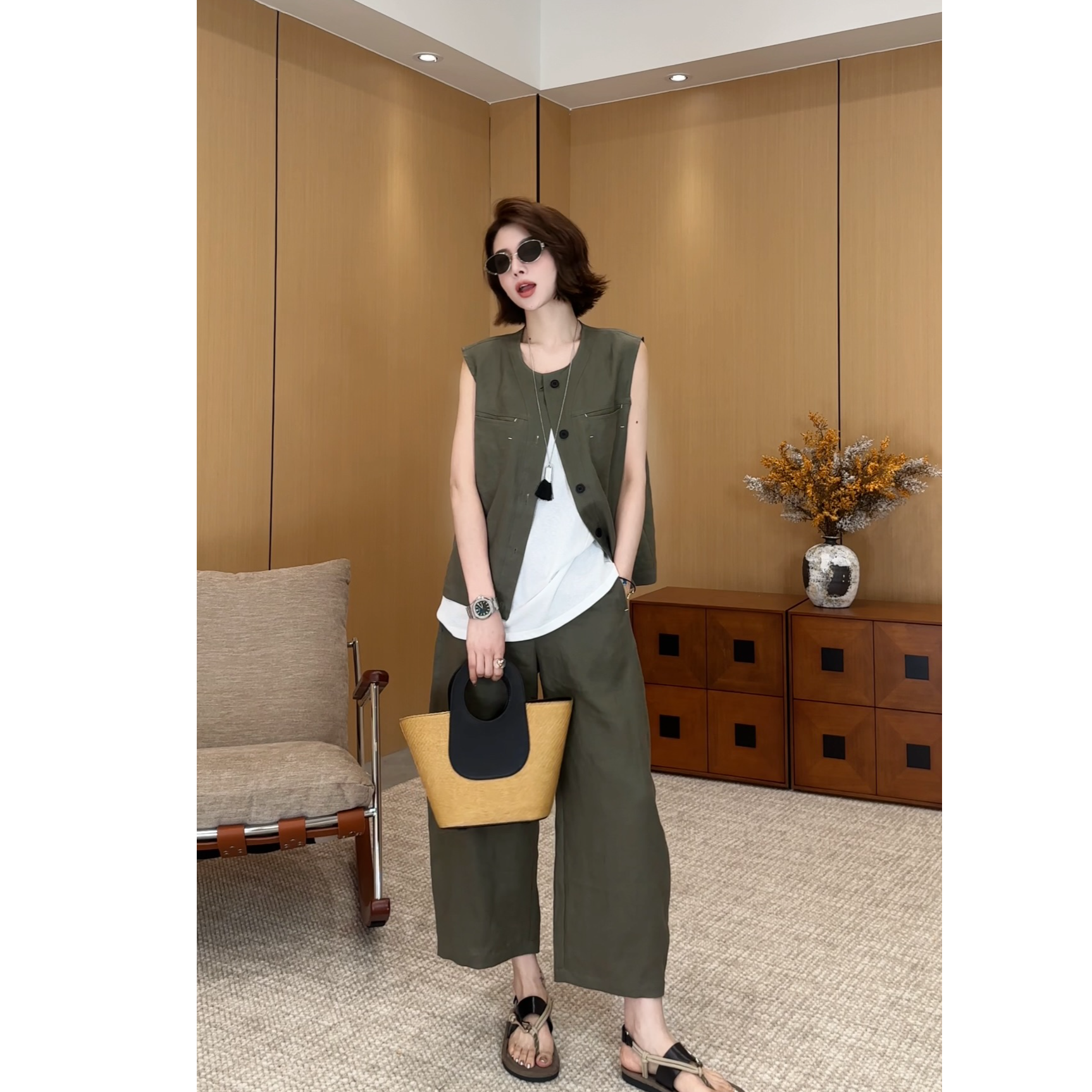 YYOUHAN 2025新款小众设计明线刺绣背心百搭长裤两件套 2506C3241