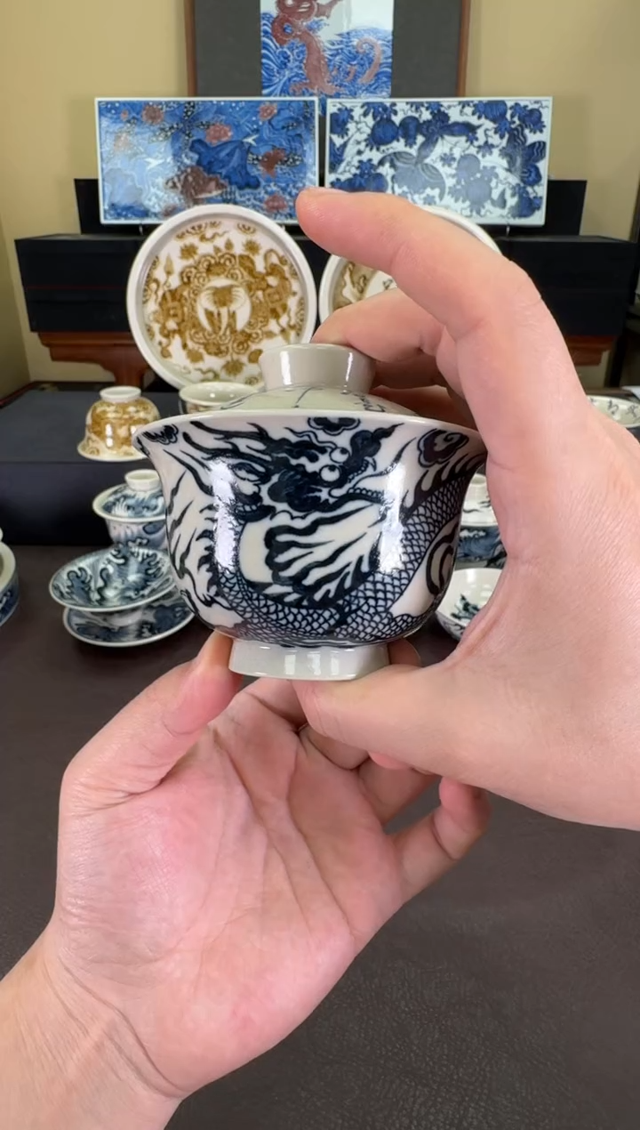 【闪购商品】瓷片二号釉青云志纹盖碗