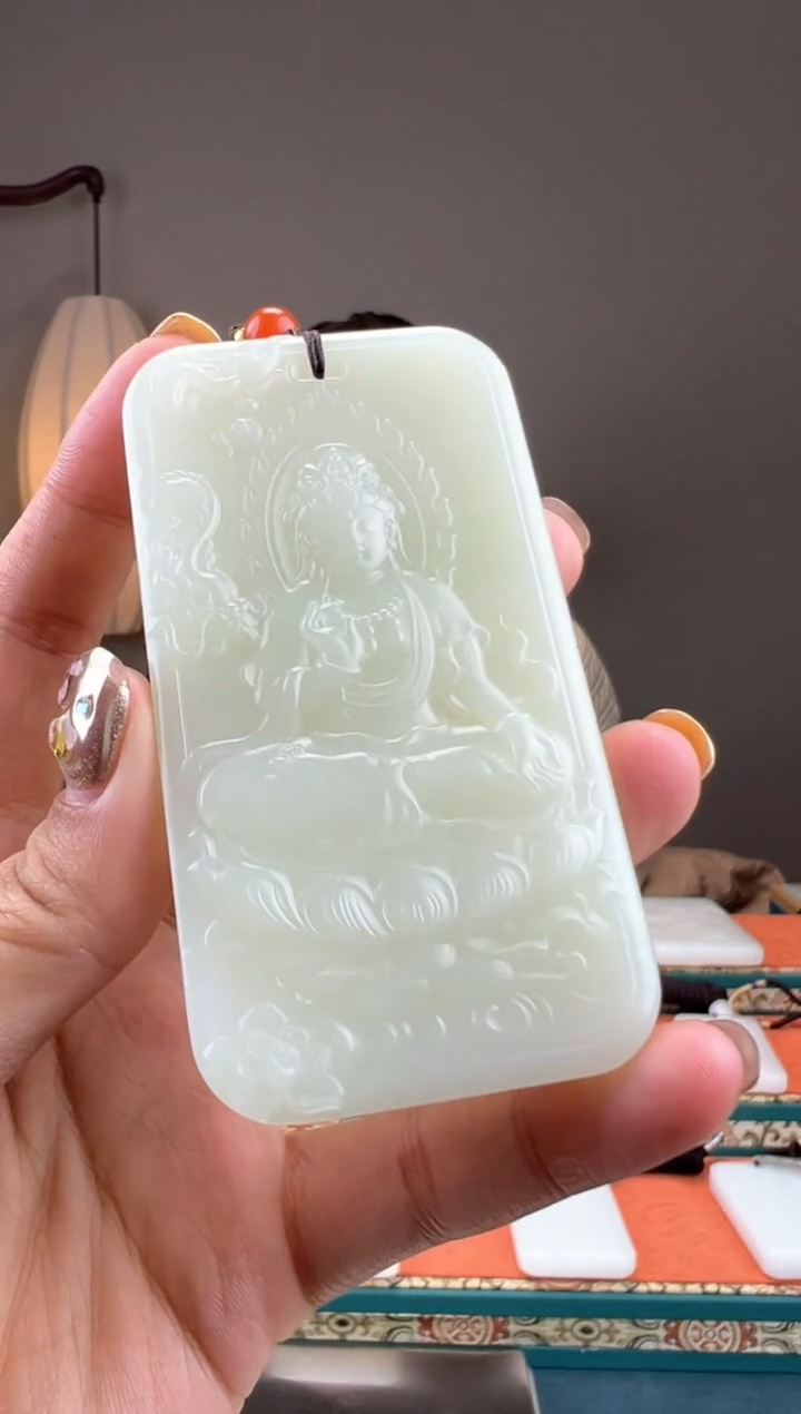 【闪购商品】和田玉颈饰未镶嵌1