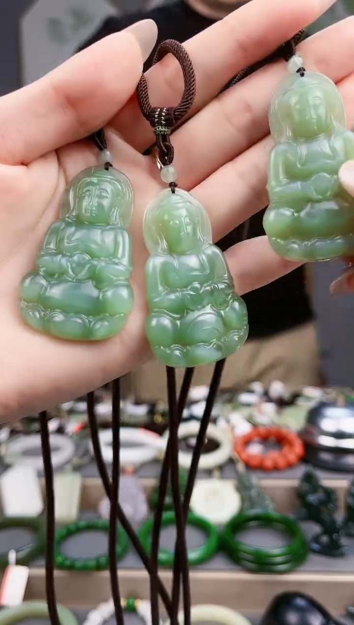 【闪购商品】和田玉颈饰未镶嵌AA多样性发货 