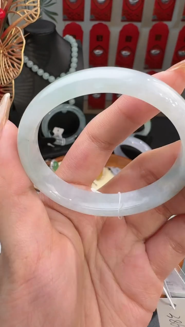 【闪购商品】翡翠手镯未镶嵌手镯