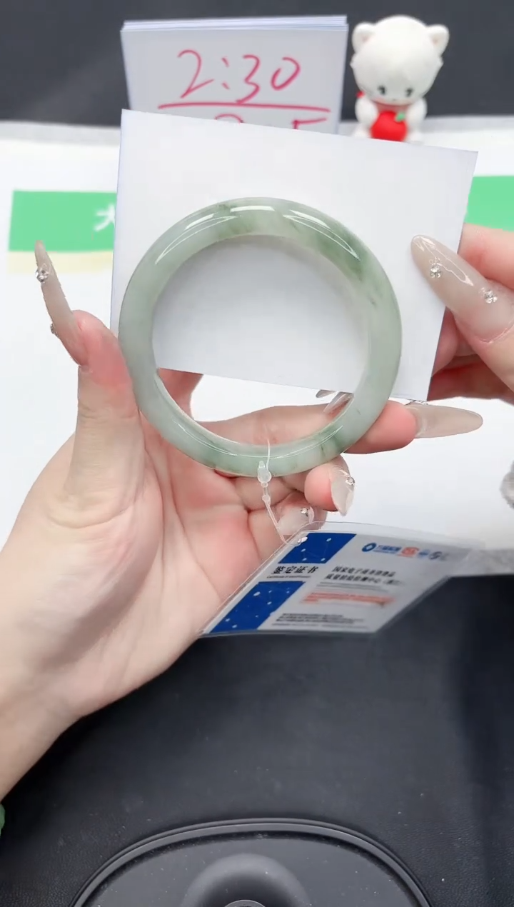 【闪购商品】石英质玉手镯未镶嵌224-58.1