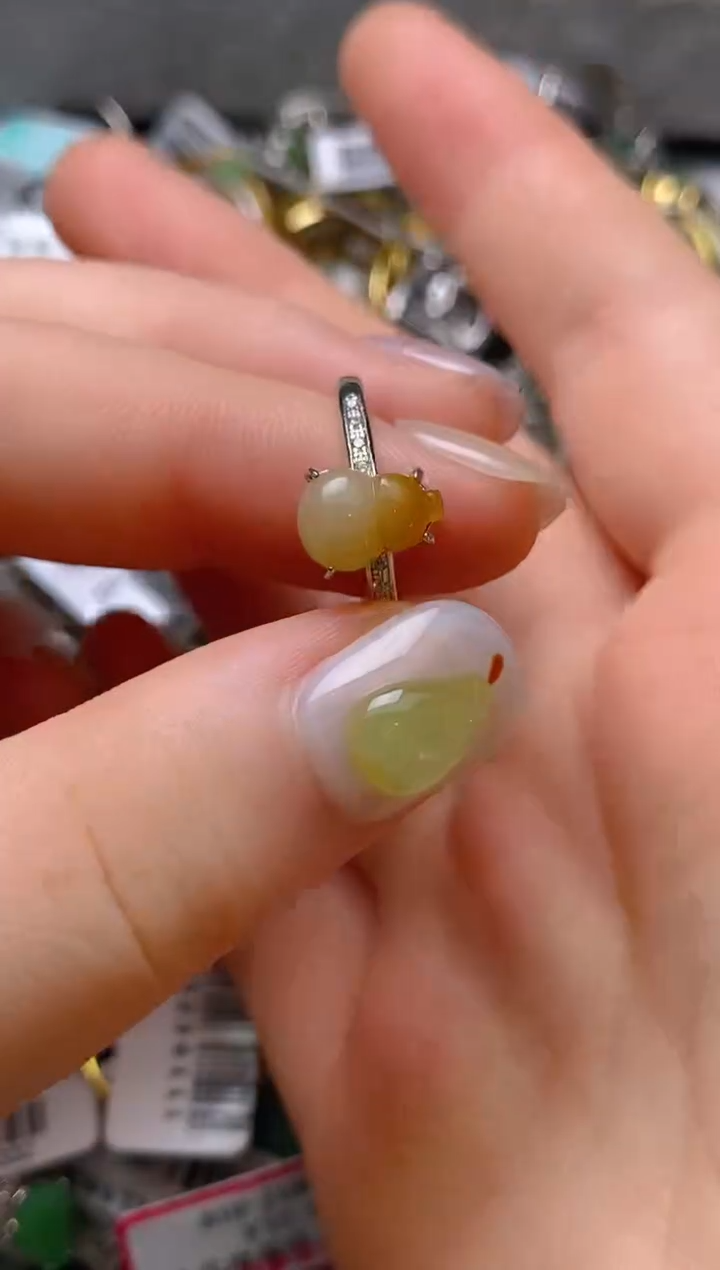 银S925镶嵌戒指翡翠百内无证书