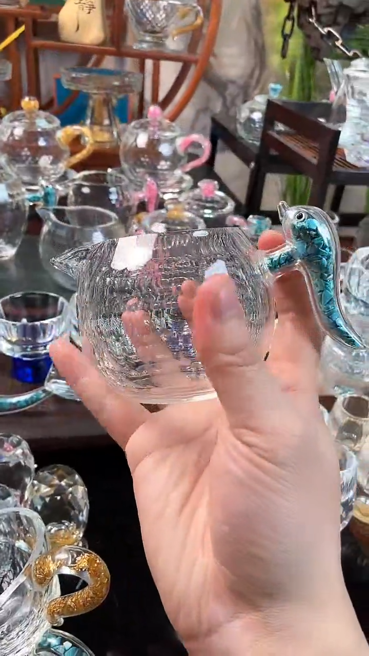 【闪购商品】绿松石胖海豚公杯