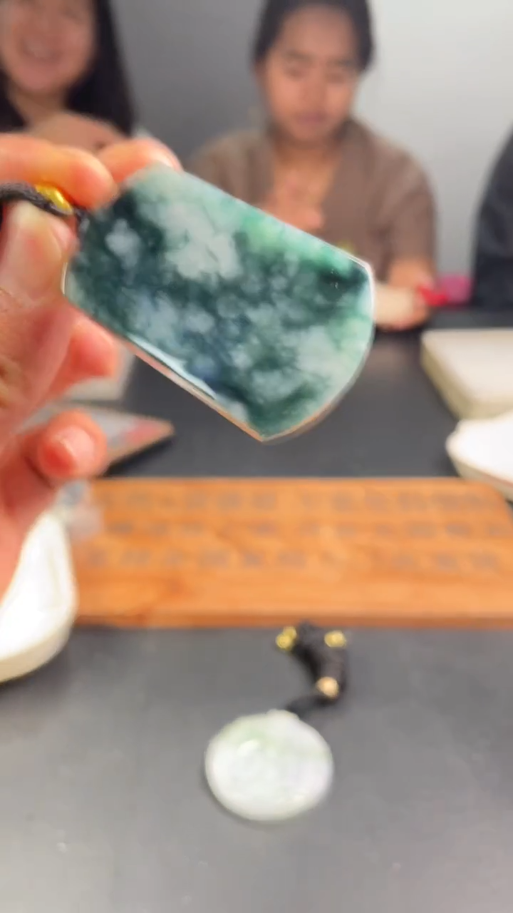 【闪购商品】定制翡翠未镶嵌定制孤品