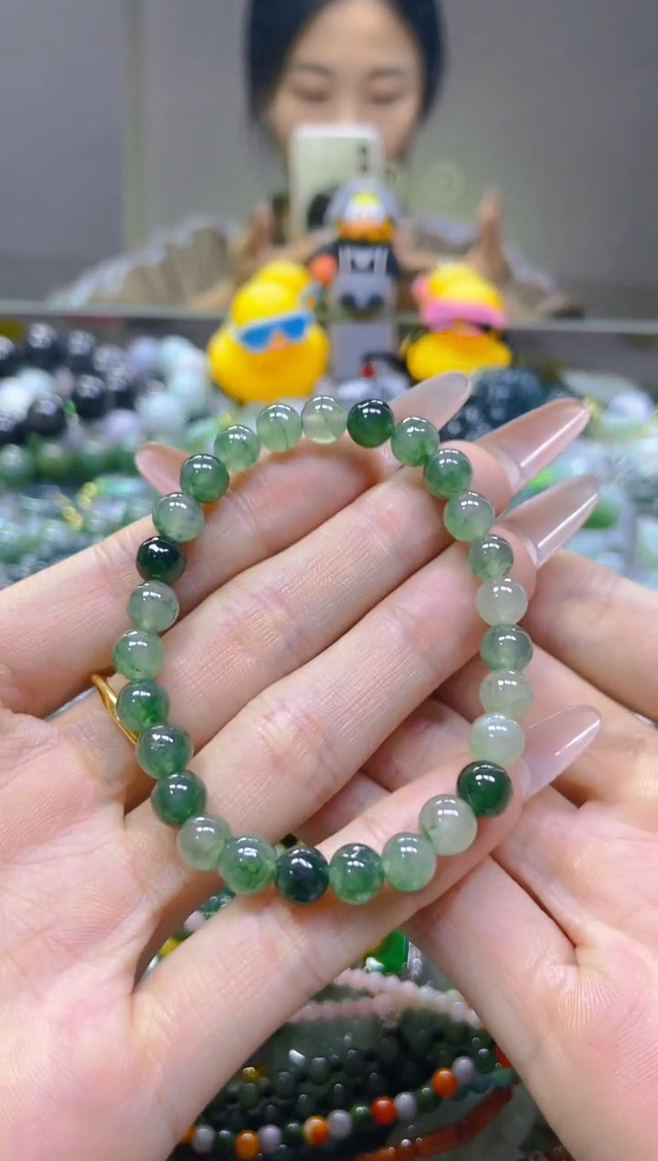 翡翠未镶嵌颈饰6MM/G/翡翠A货，一件也是批发价