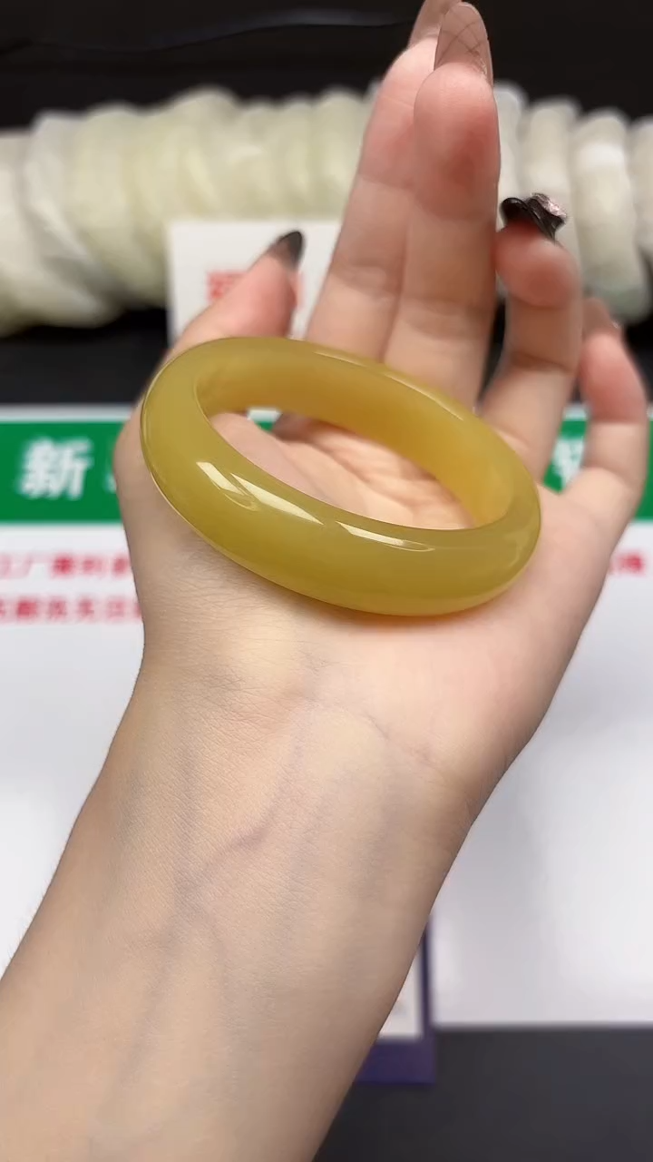 和田玉手镯未镶嵌181-7-54
