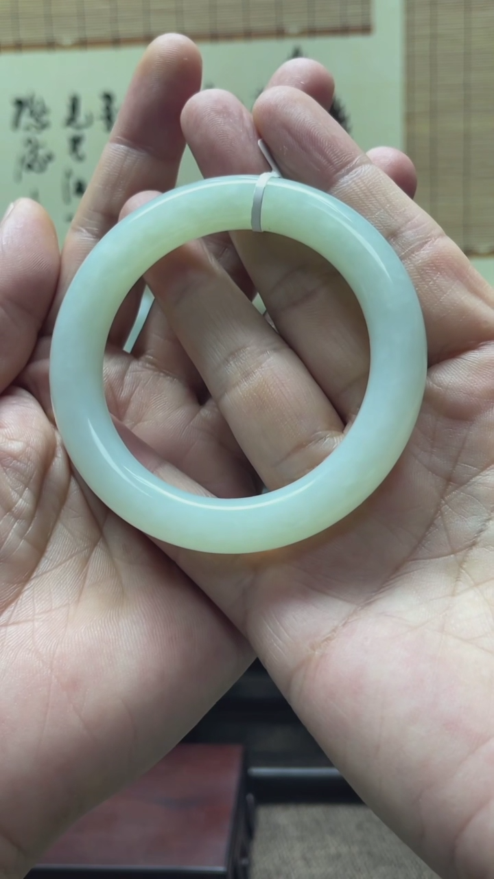 【闪购商品】和田玉手镯未镶嵌白玉手镯701096