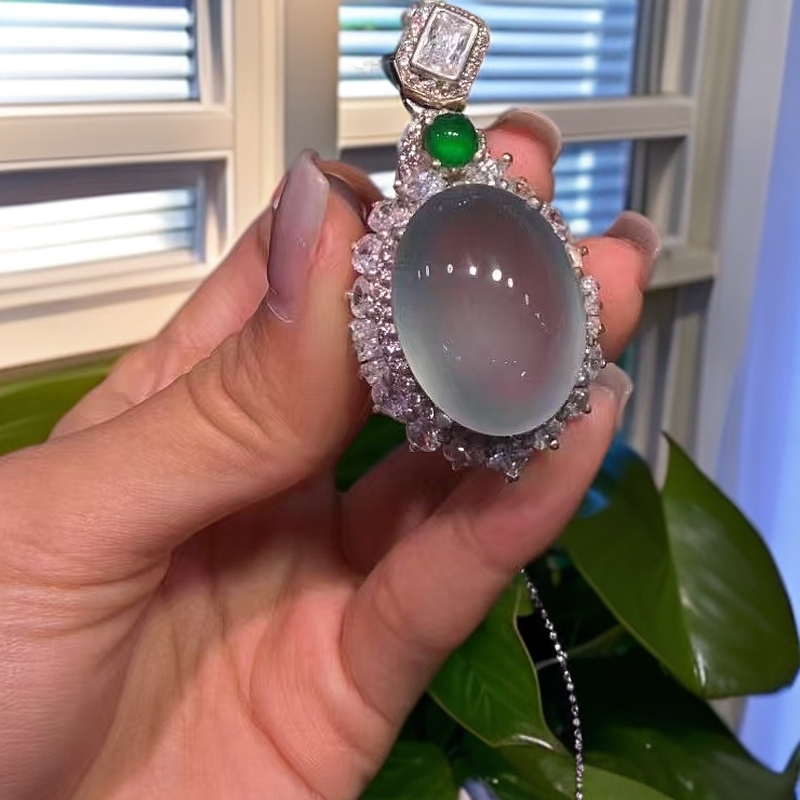 天然翡翠A货高冰玻璃种吊坠