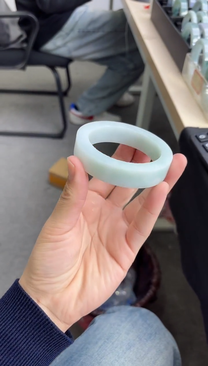 未镶嵌手镯定制翡翠小*手镯