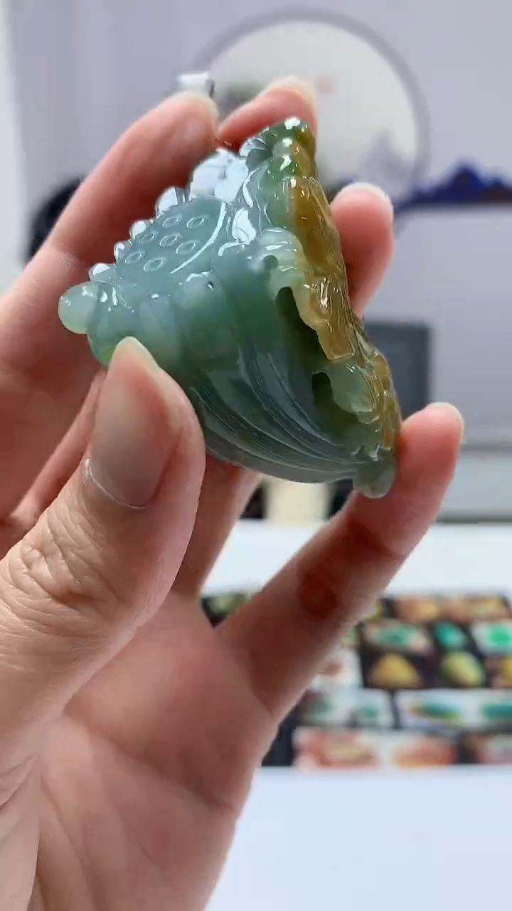 【闪购商品】定制翡翠未镶嵌0405zm-毛货挂件莲蓬154
