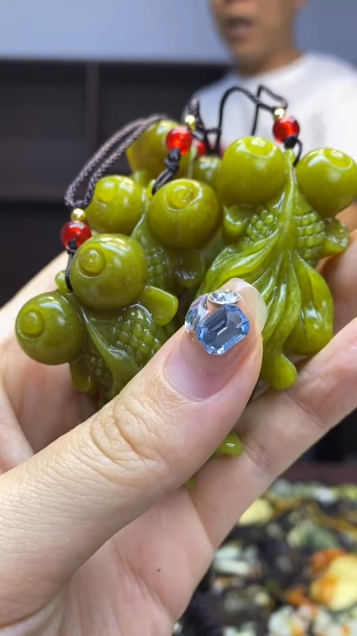 未镶嵌岫玉挂件  多品发一