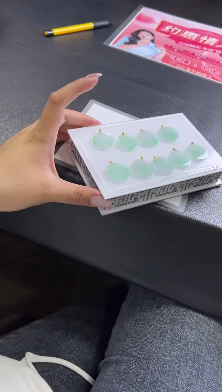 【闪购商品】翡翠颈饰18K金镶嵌X109 多样性发一件/配绳子