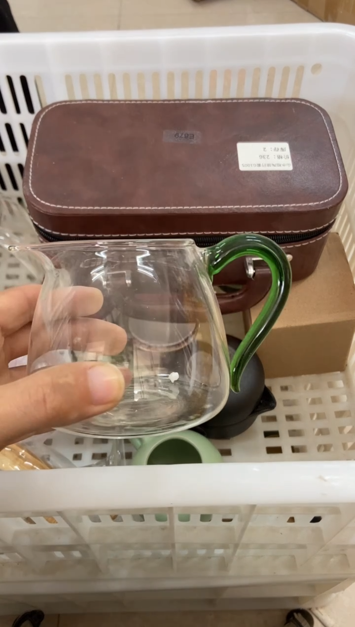 杯无运费险有瑕疵的摄影的产品有使用过的痕迹有点脏介意勿拍