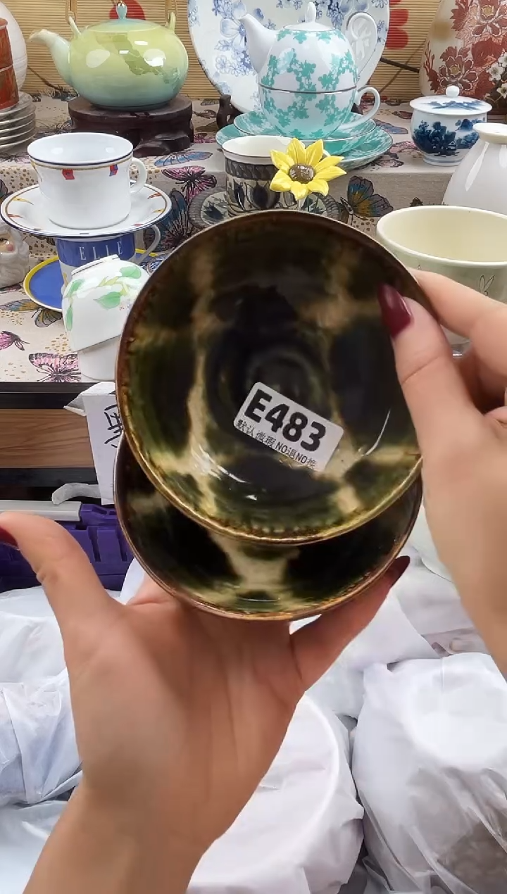 y****8==============e483