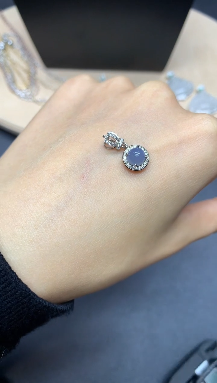 【闪购商品】翡翠吊坠(不含链)银S925镶嵌蛋面【多样性发其一】