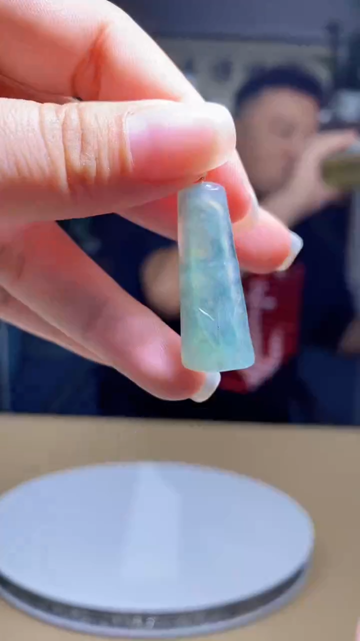 未镶嵌定制翡翠挂件