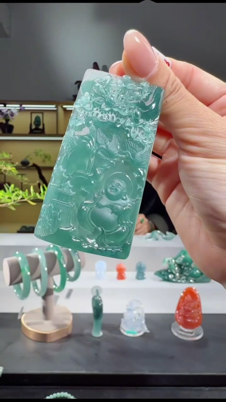 吊坠(赠链)未镶嵌翡翠佛公（多样性发其一）