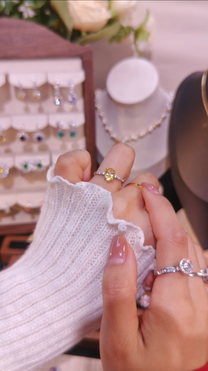 合金合成立方氧化锆戒指