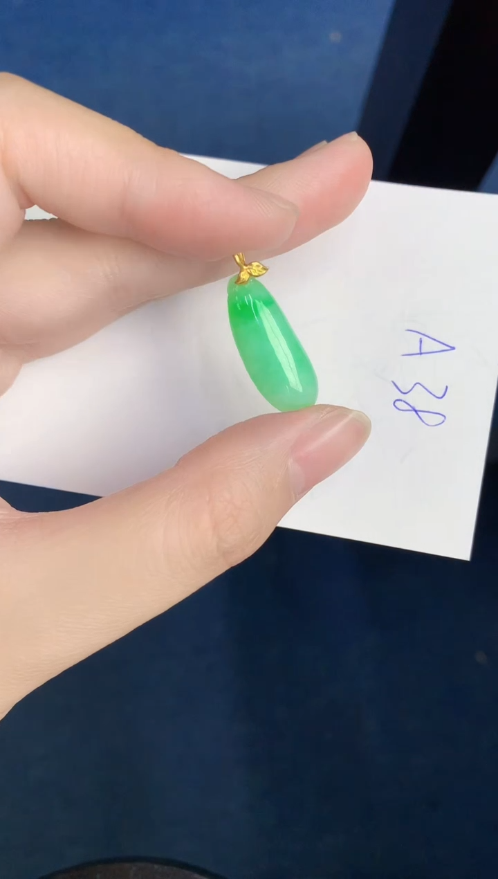 【闪购商品】翡翠颈饰18K金镶嵌000000000