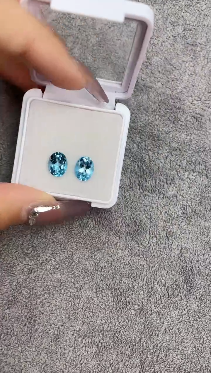 【闪购商品】托帕石裸石未镶嵌一对