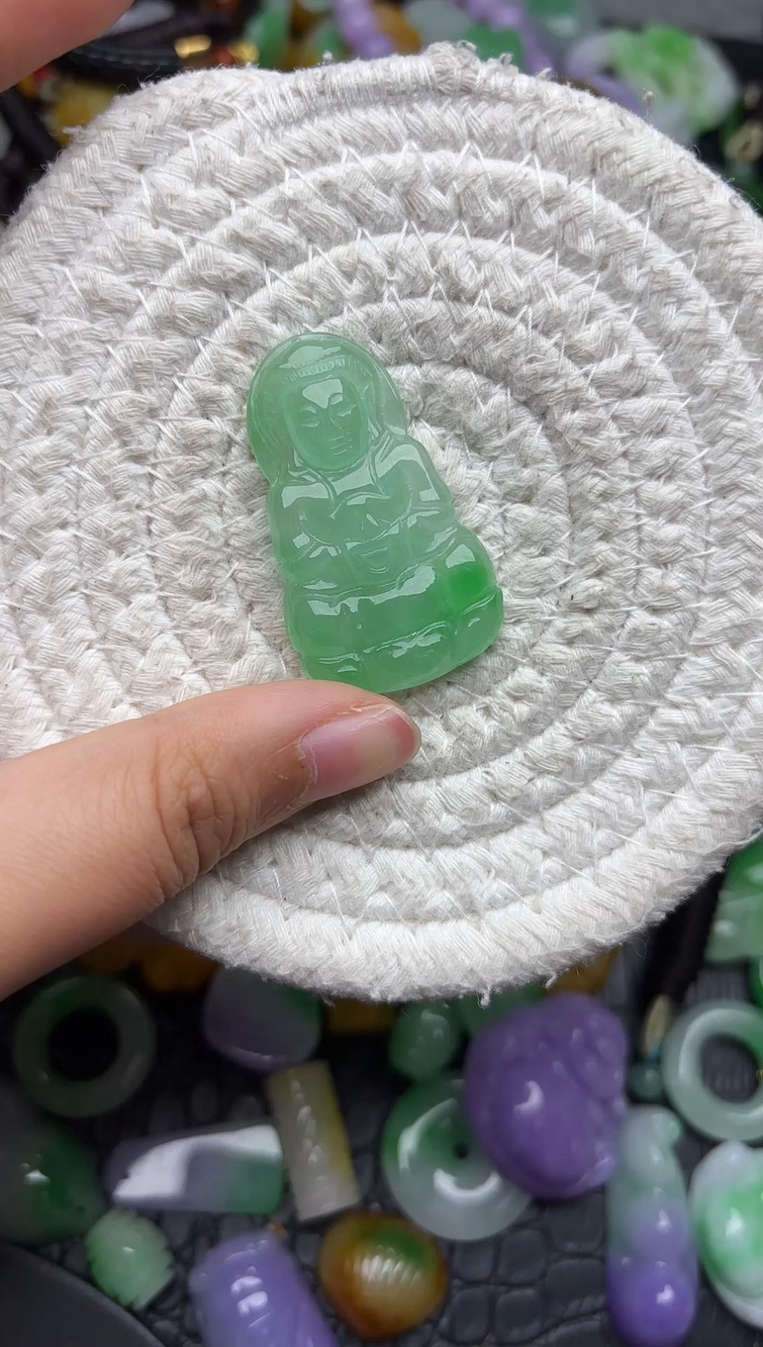 颈饰未镶嵌翡翠缅甸翡翠吊坠