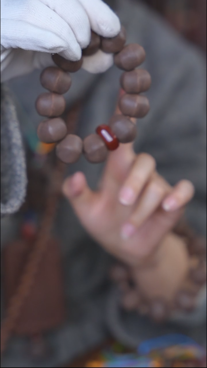 【闪购商品】泥塑次第花开 2.1左右六棱珠手串