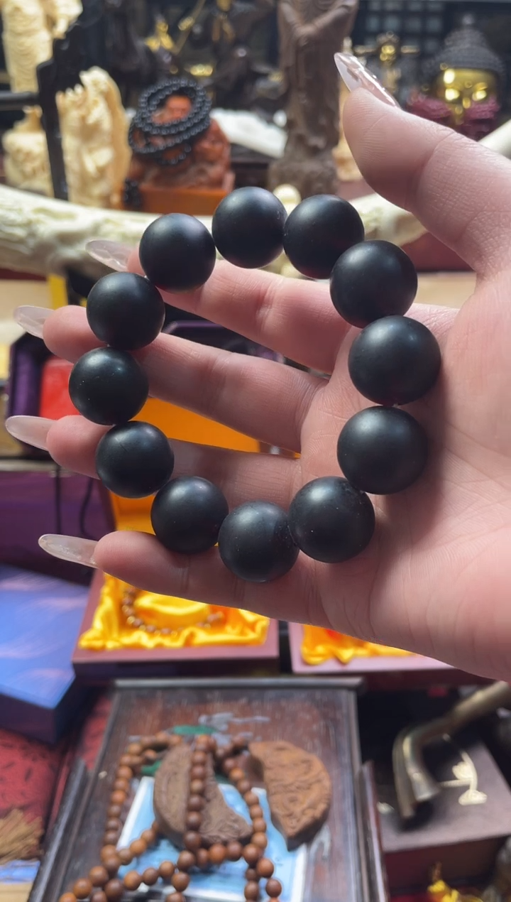 【闪购商品】蜜蜡颈饰未镶嵌黑破