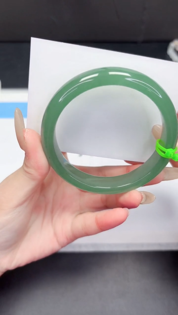 【闪购商品】石英质玉手镯未镶嵌287-62.4