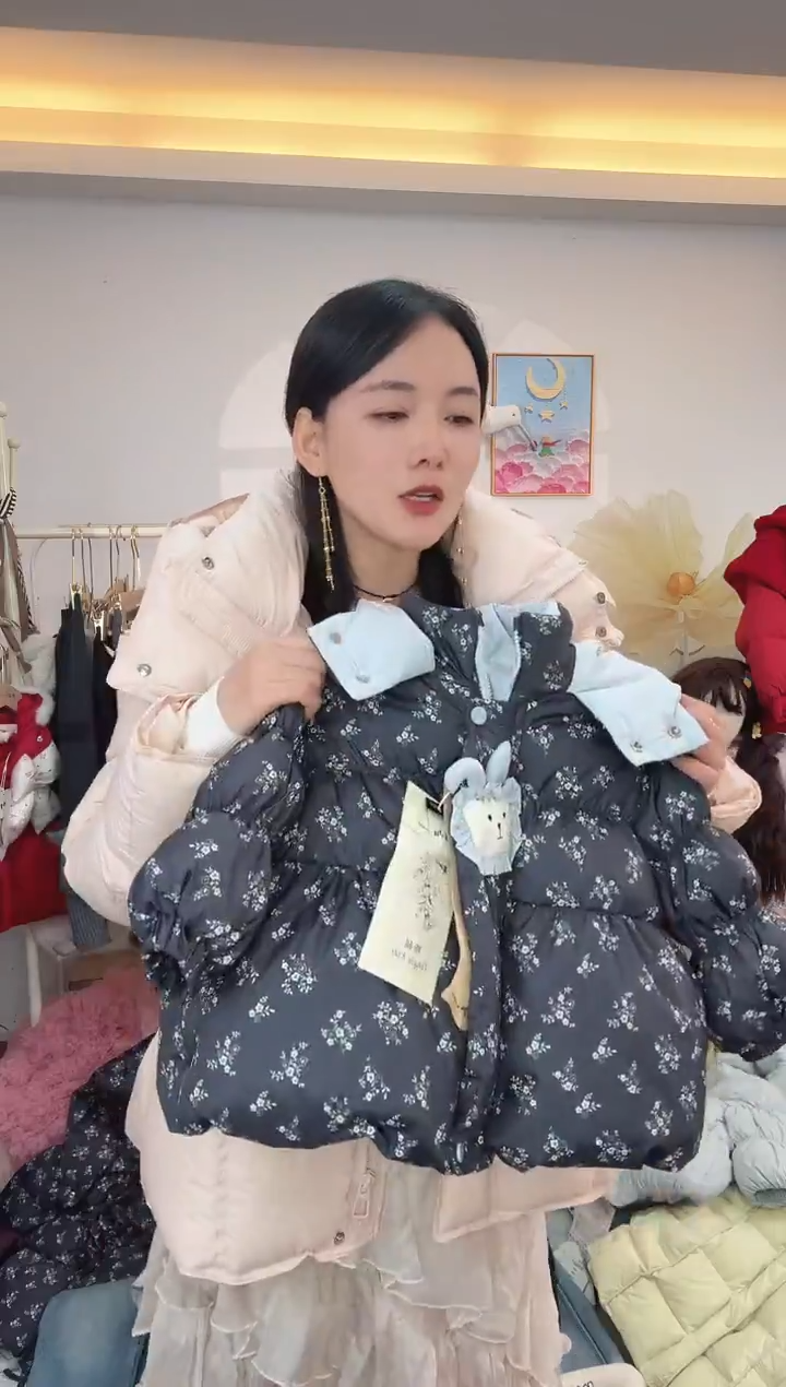 100码碎花羽绒 --外套