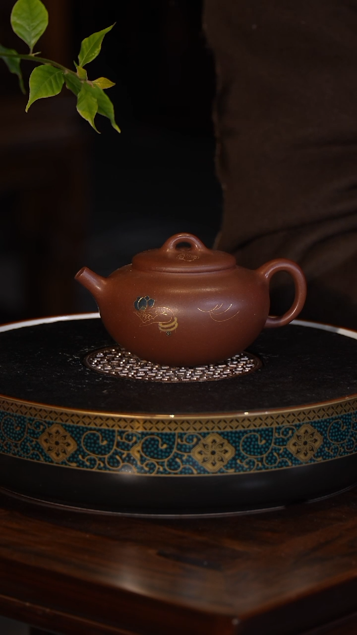 【闪购商品】紫砂茶壶心如莲花  金银错工艺