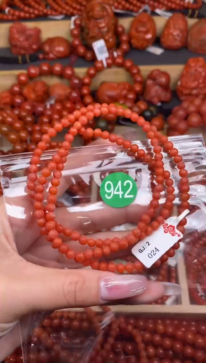 【闪购商品】南红玛瑙珠宝奇石未镶嵌942-4+