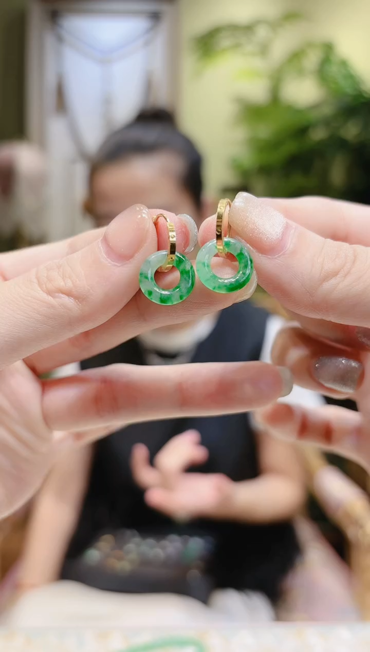 【闪购商品】翡翠耳饰18K金镶嵌甜甜圈翡翠耳饰