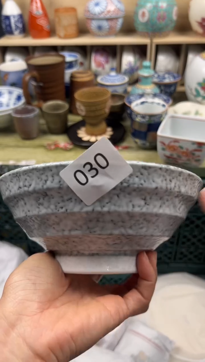 W              030