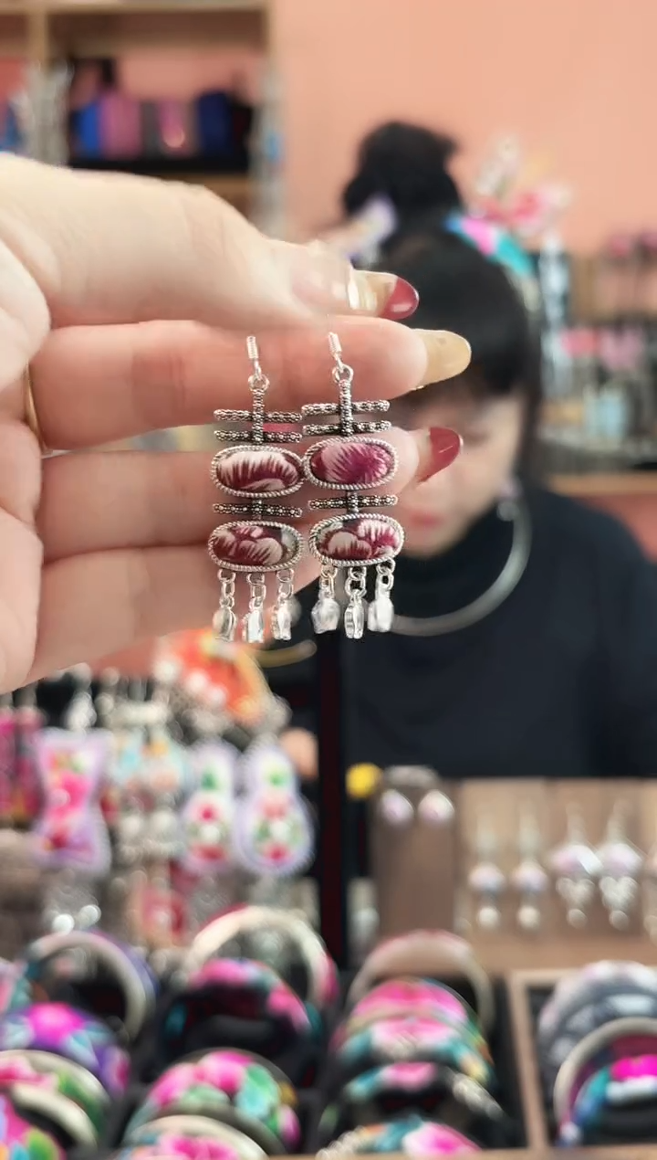 织绣艺枝独绣手工饰品148