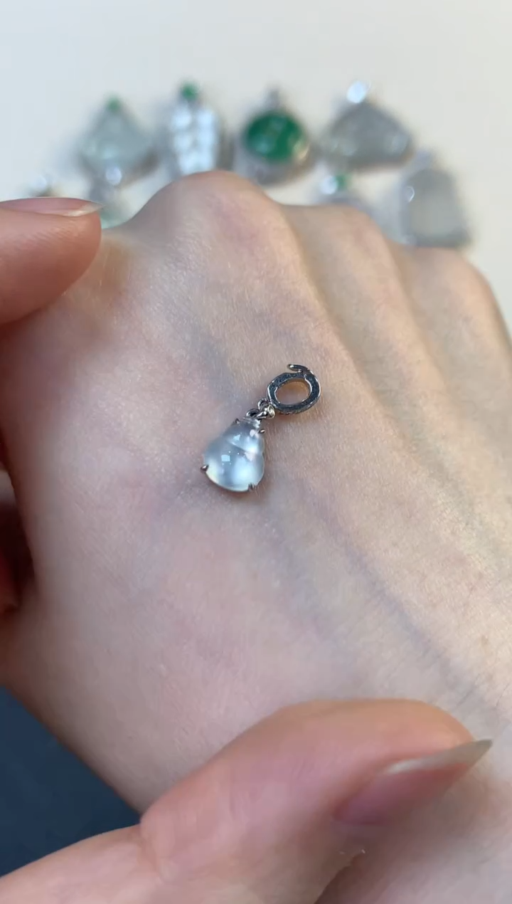 翡翠18K金镶嵌吊坠(不含链)（多样性发其一）葫芦799