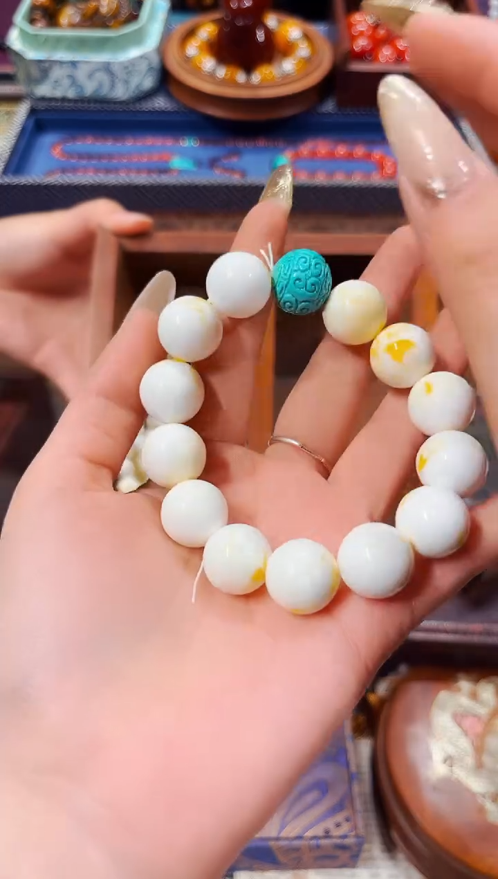 【闪购商品】蜜蜡颈饰未镶嵌年关将至，最后一场207