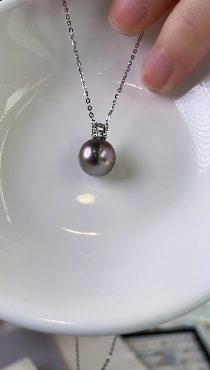 【闪购商品】海水珍珠吊坠(赠链)18K金镶嵌10-11大溪地黑珍珠吊坠